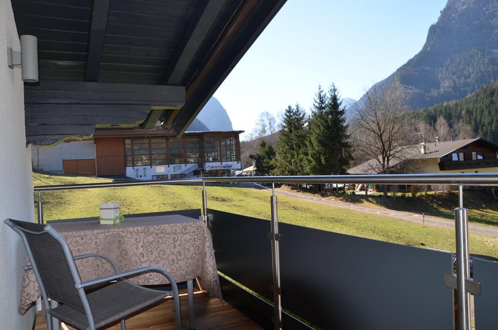 Appartement Alpengluehn Oetz Ruang foto