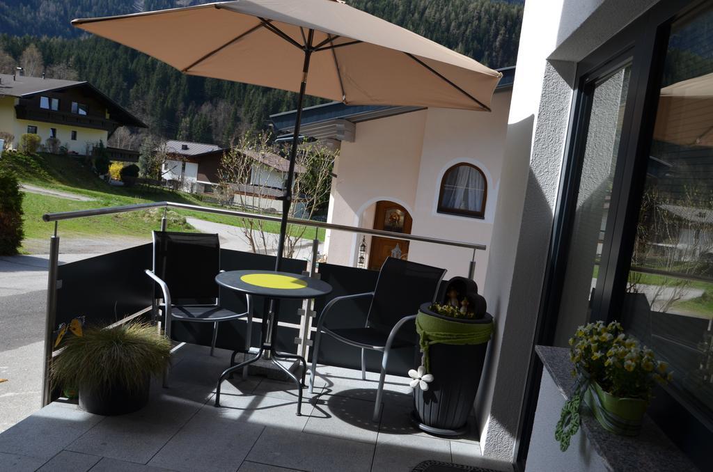 Appartement Alpengluehn Oetz Bagian luar foto