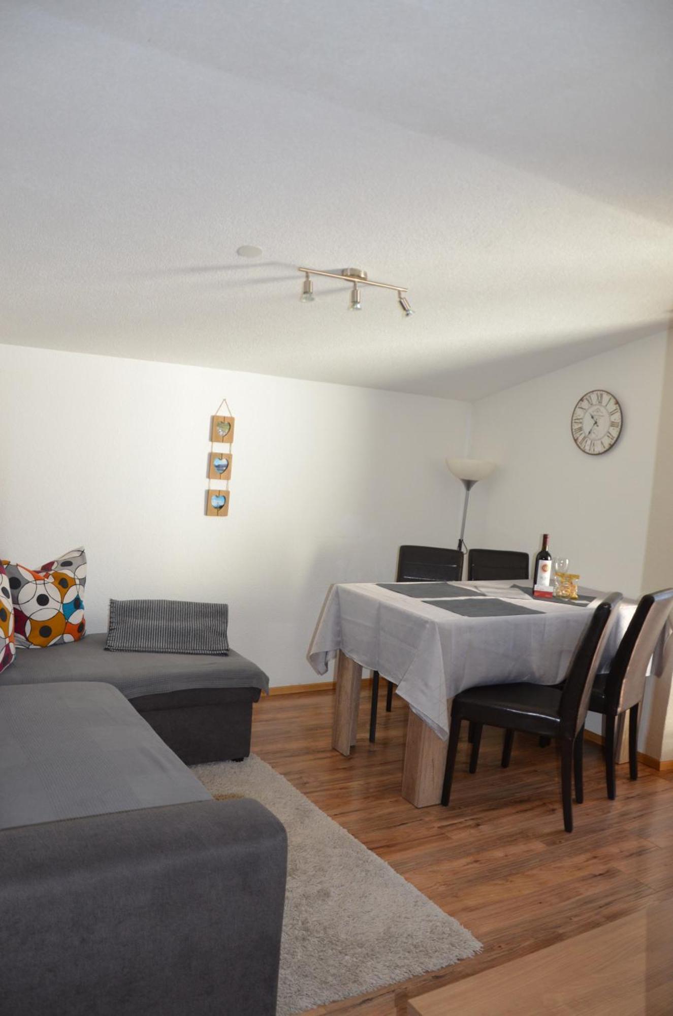 Appartement Alpengluehn Oetz Ruang foto