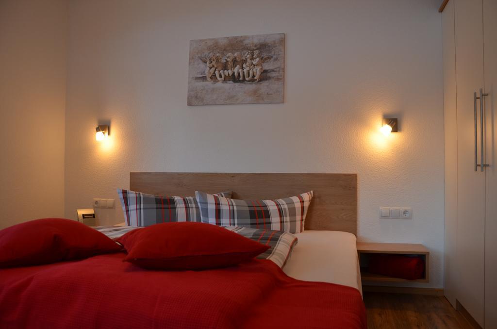 Appartement Alpengluehn Oetz Bagian luar foto