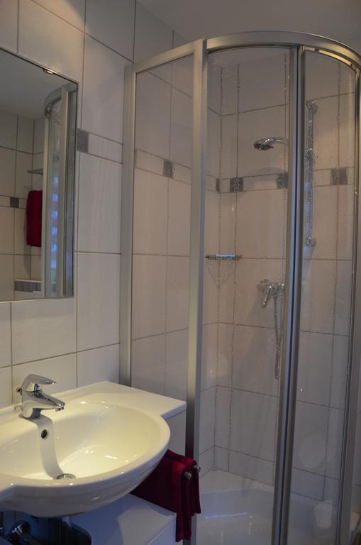Appartement Alpengluehn Oetz Bagian luar foto